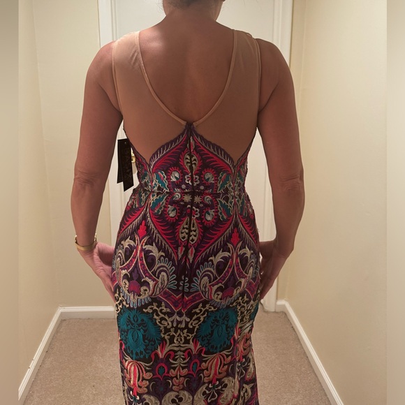 Basix black label maxi gown size 2 NWT peacock colors - Picture 10 of 10